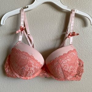 34 A bra